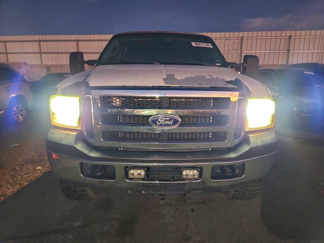 Ford F-350 Srw Super Duty Image 5