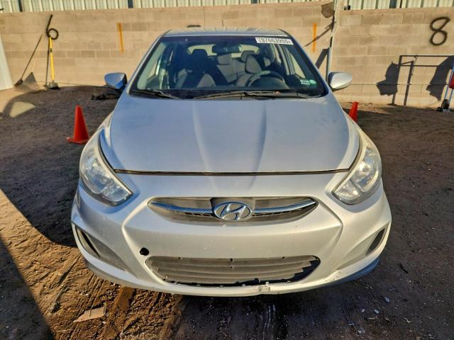 Hyundai ACCENT Se Image 9