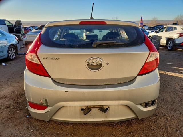 Hyundai ACCENT Se Image 3
