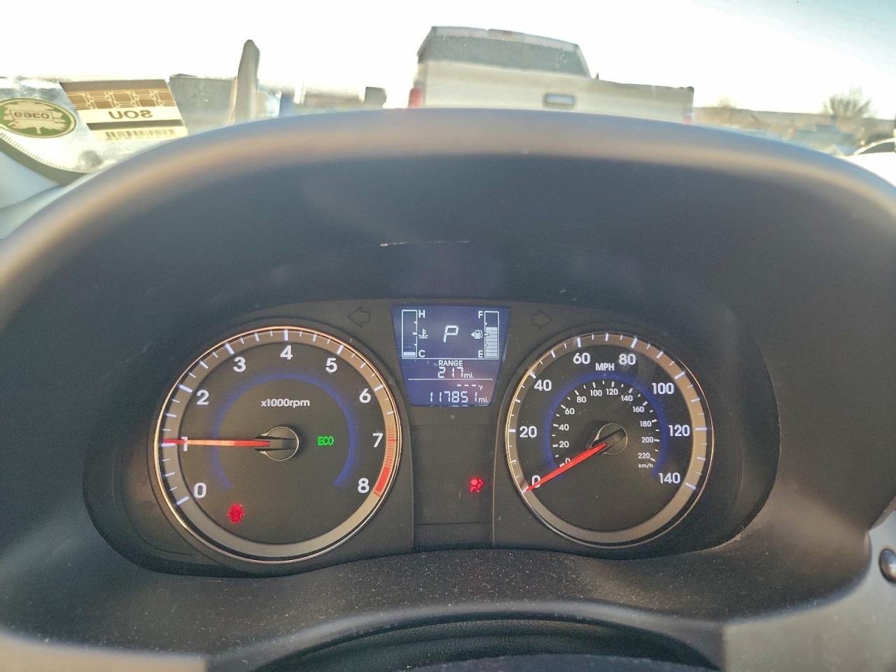 Hyundai ACCENT Se Image 7