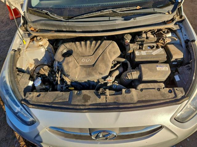 Hyundai ACCENT Se Image 10