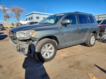  Salvage Toyota Highlander