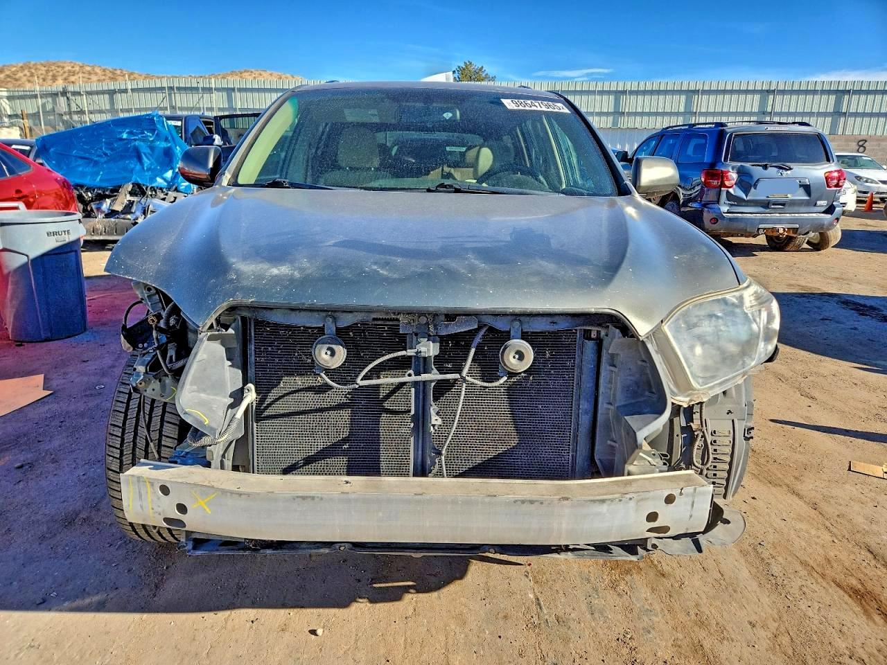 Toyota Highlander Image 8