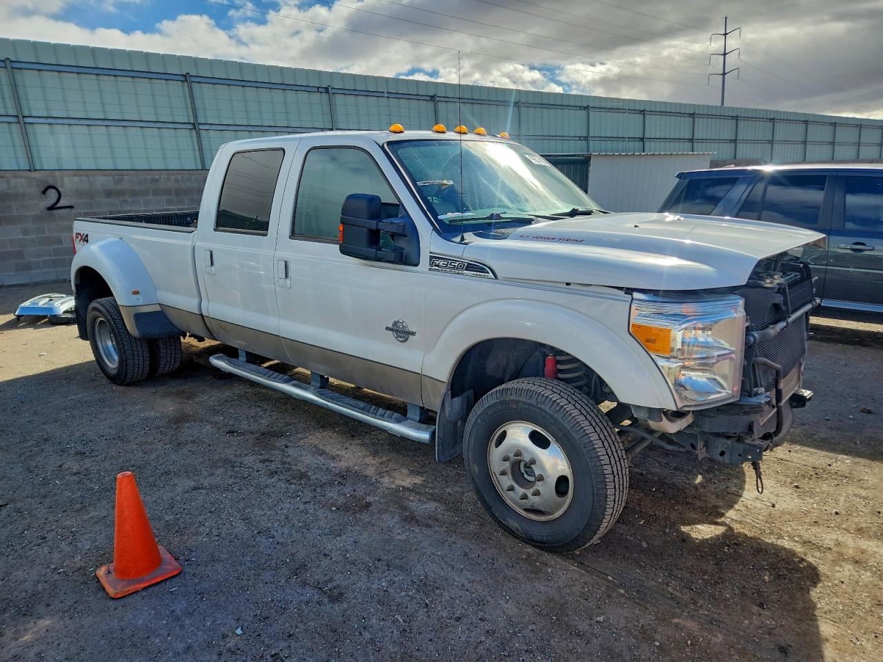Ford F-350 Super Duty Image 2