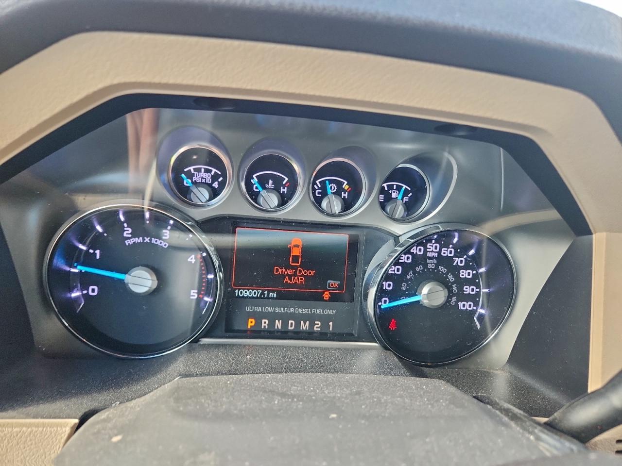 Ford F-350 Super Duty Image 12