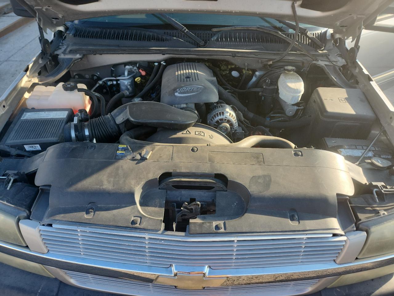 Chevrolet Silverado C1500 Image 10