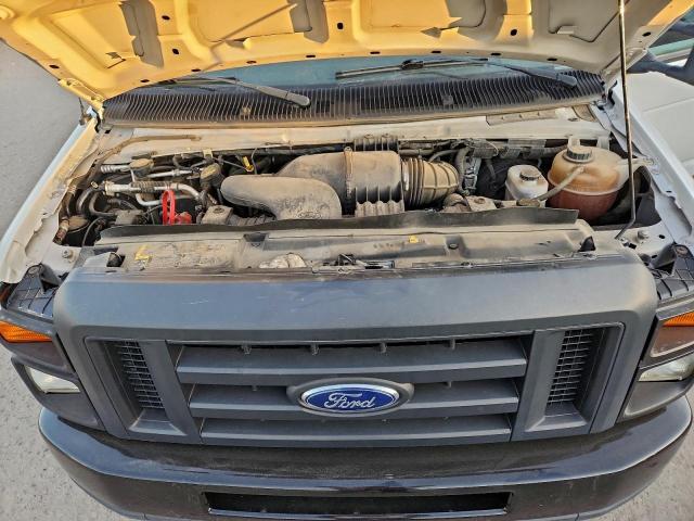 Ford Econoline E350 Super Duty Van Image 11