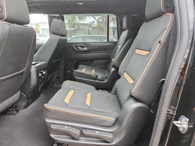 GMC Yukon K1500 At4 Image 12