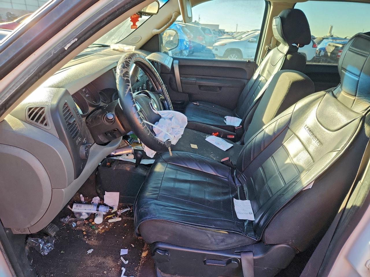 Chevrolet Silverado K1500 Ls Image 4