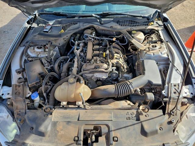 Ford Mustang Image 12