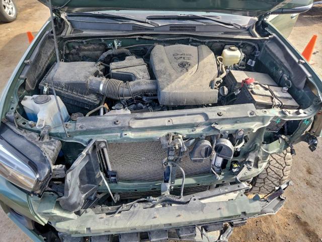 Toyota Tacoma Double Cab Image 9