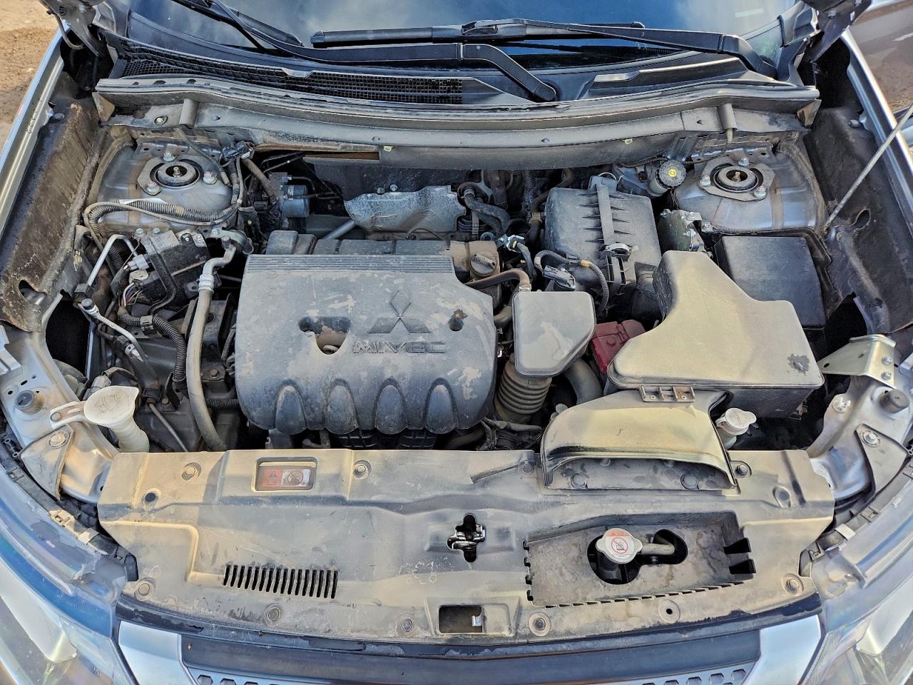 Mitsubishi Outlander Se Image 4