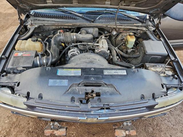 Chevrolet Silverado C1500 Image 6