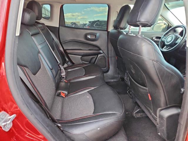 Jeep Compass Trailhawk Image 8