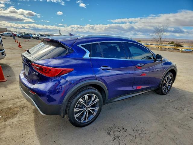 INFINITI Qx Base Image 2