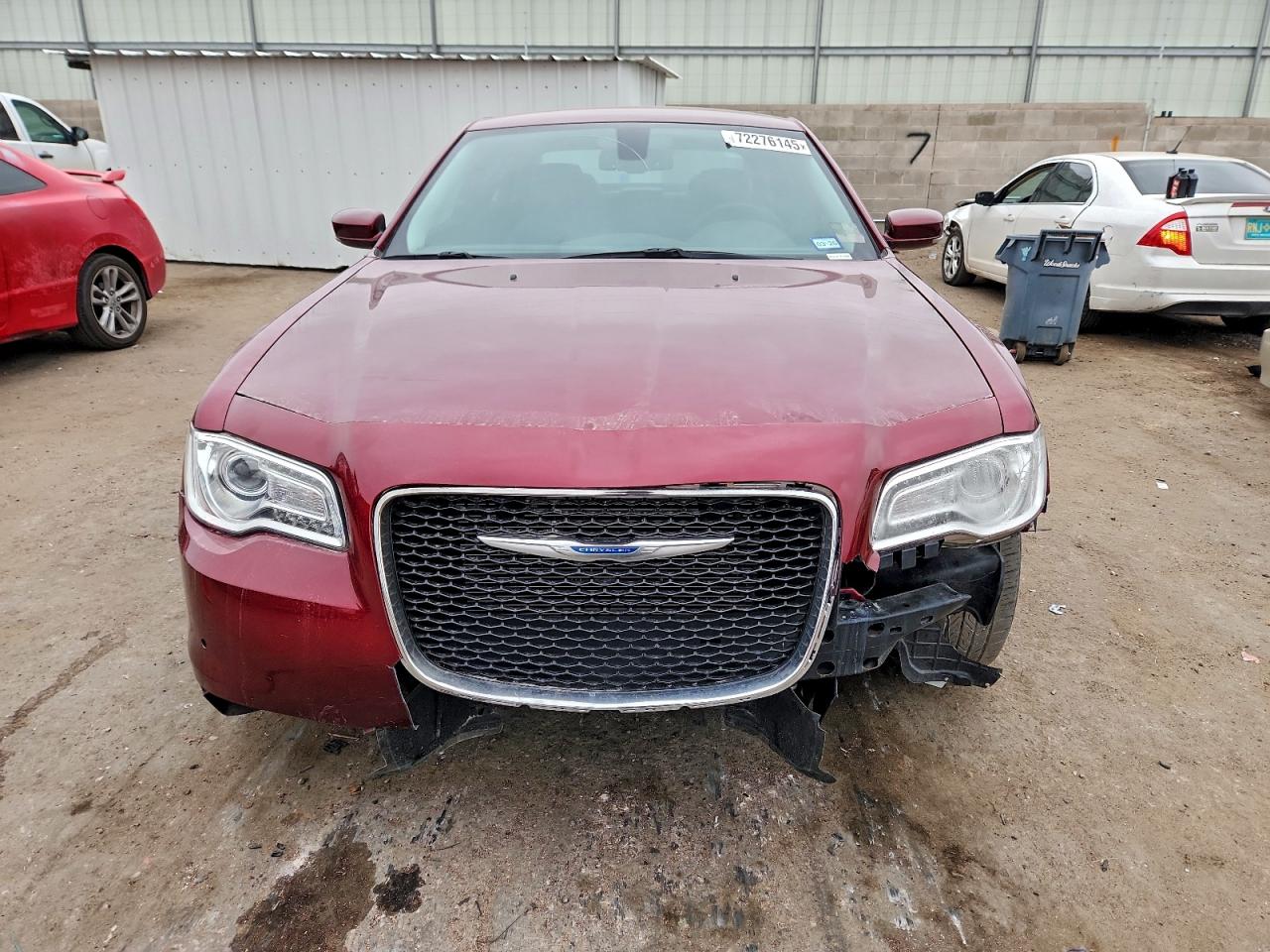 Chrysler 300 Touring Image 7