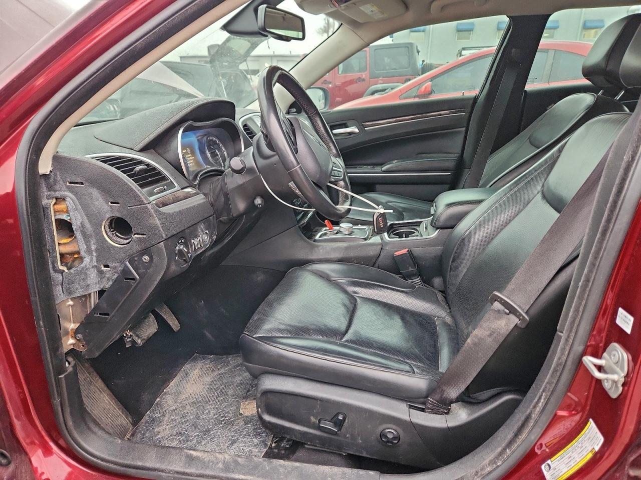 Chrysler 300 Touring Image 5