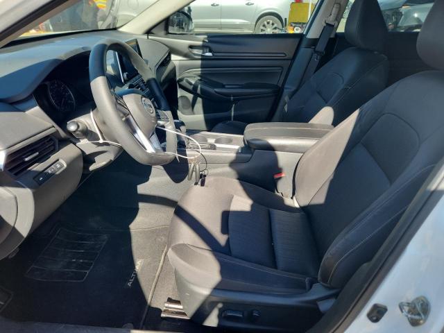 Nissan Altima S Image 5