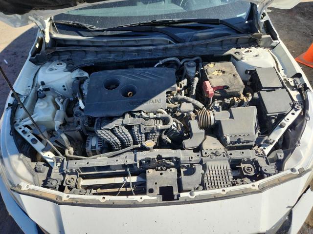 Nissan Altima S Image 8