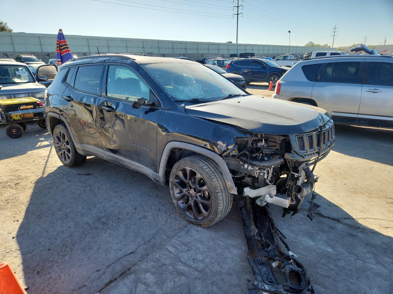 Jeep Compass Limited Image 4