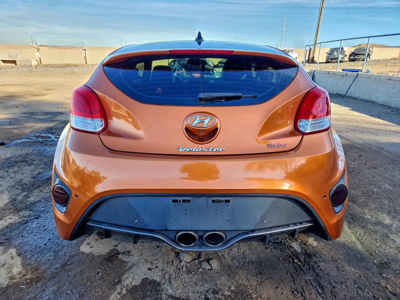 Hyundai VELOSTER Turbo Image 9