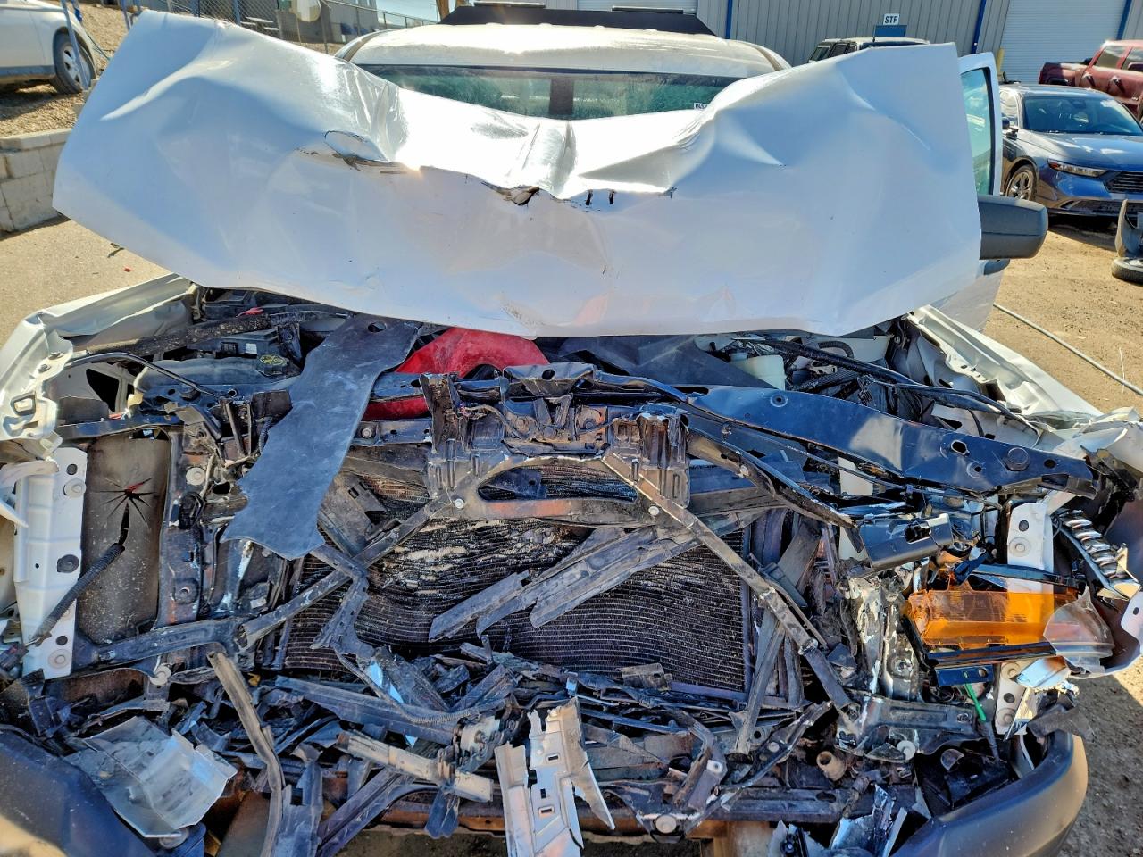 Chevrolet Silverado C1500 Image 2