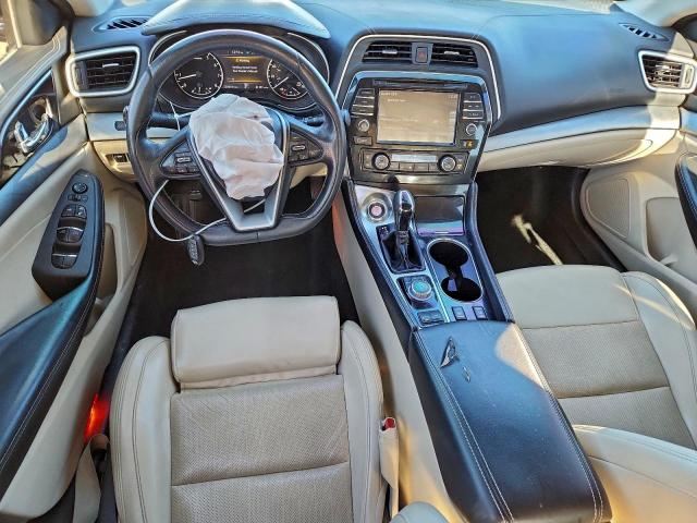 Nissan Maxima 3.5s Image 9