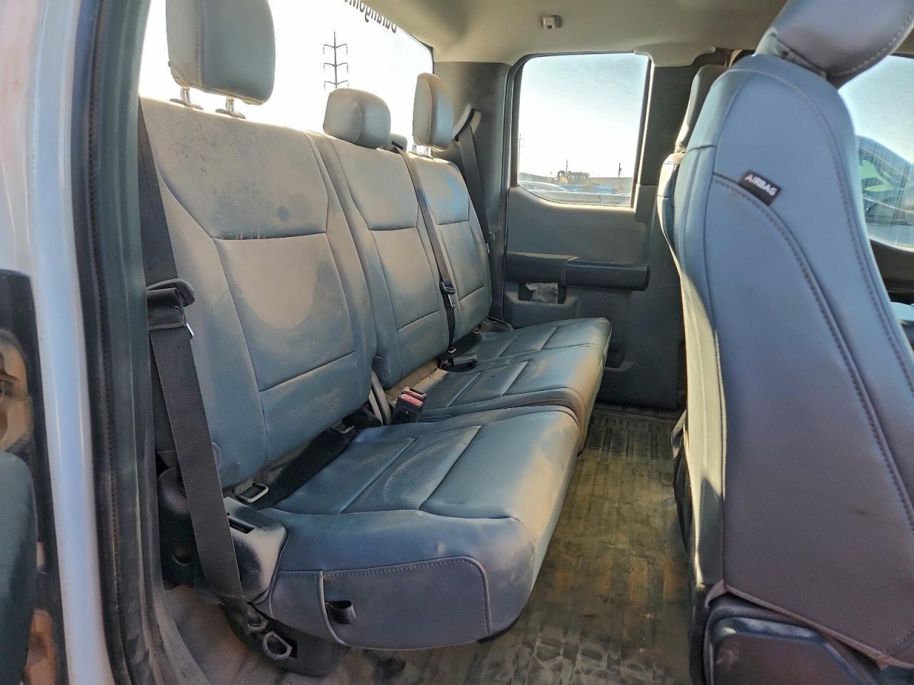 Ford F-150 Super Cab Image 12