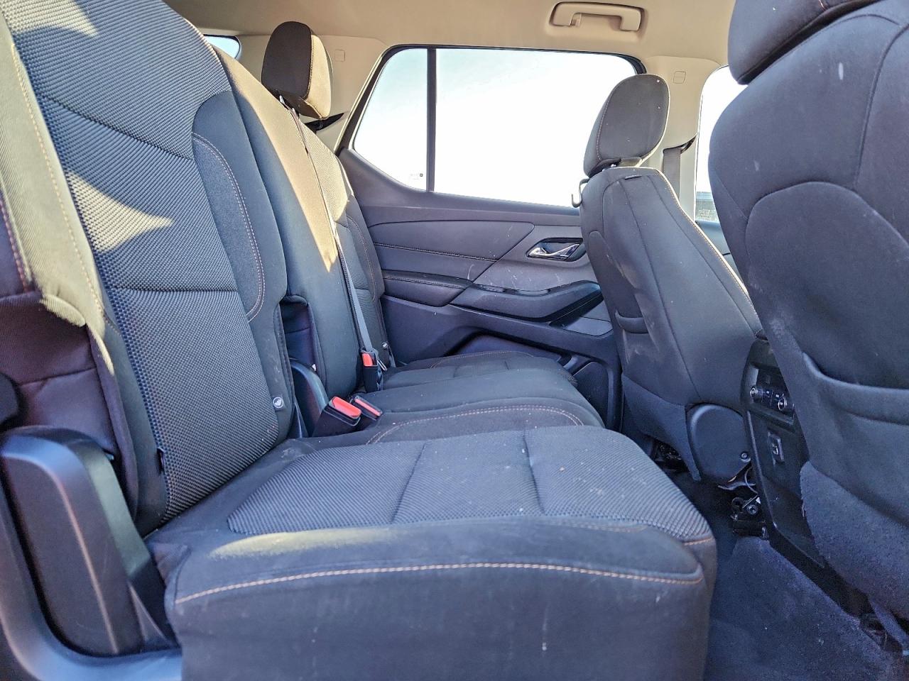 Chevrolet Traverse Ls Image 5