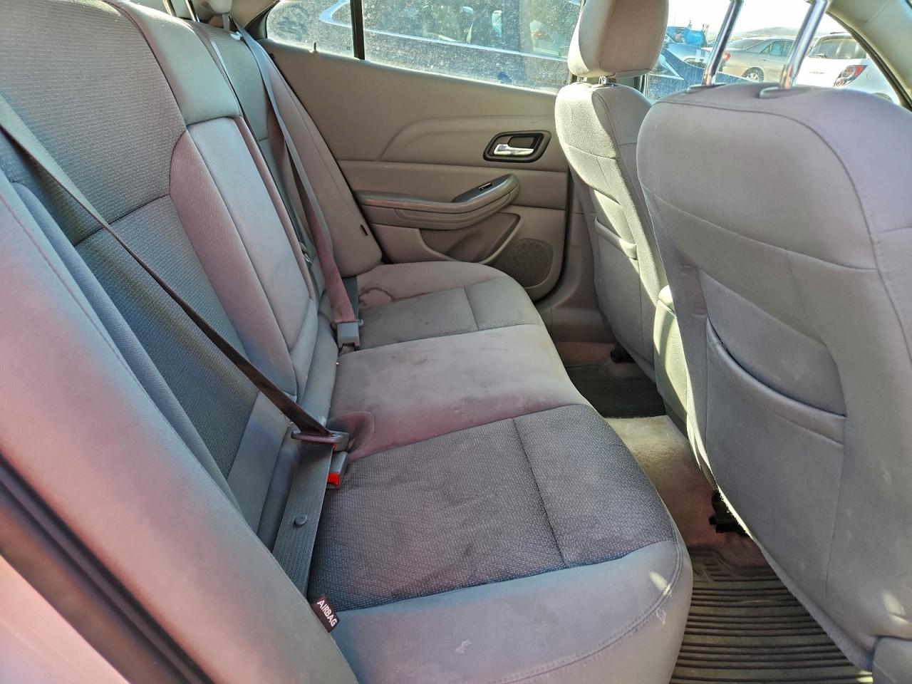 Chevrolet Malibu Ls Image 3