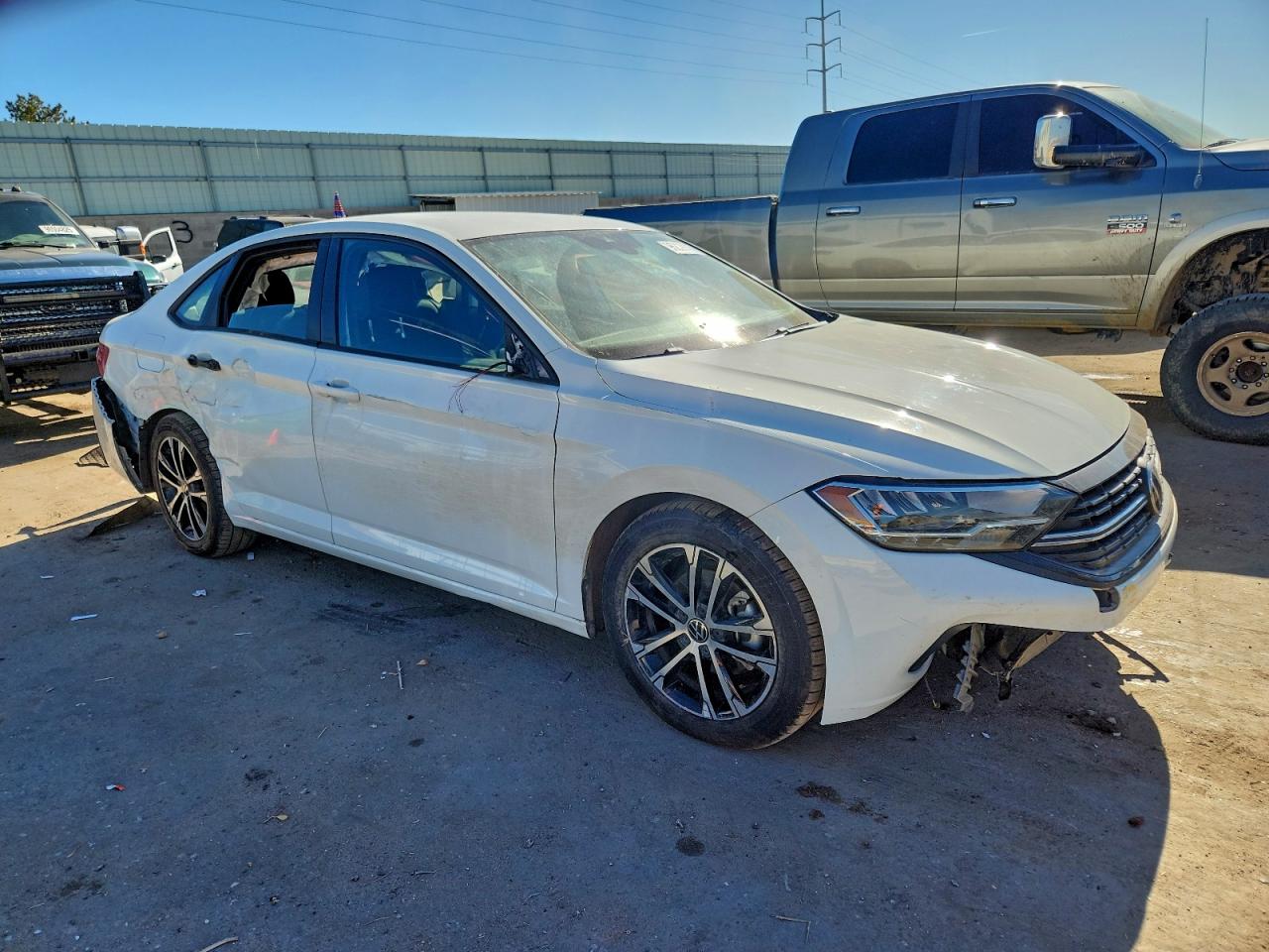 Volkswagen Jetta Sport Image 4