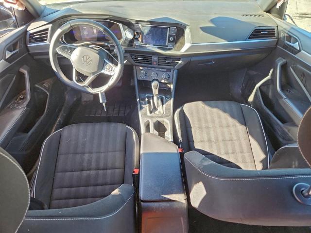 Volkswagen Jetta Sport Image 6