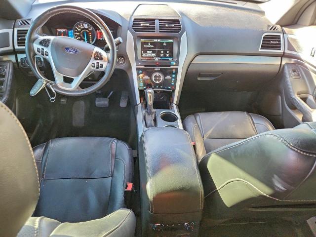 Ford Explorer Sport Image 5