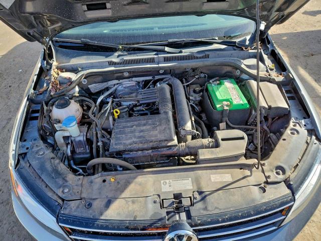 Volkswagen Jetta S Image 9