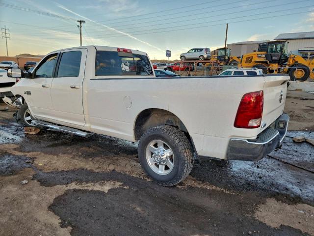 Dodge Ram 2500 Image 4