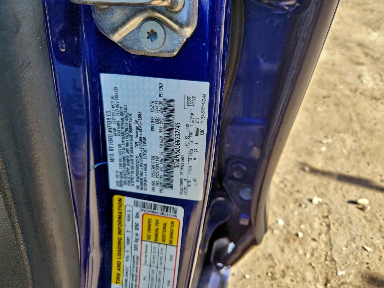 Ford Fusion Titanium Phev Image 6