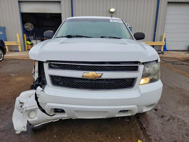 Chevrolet Suburban K1500 Image 2