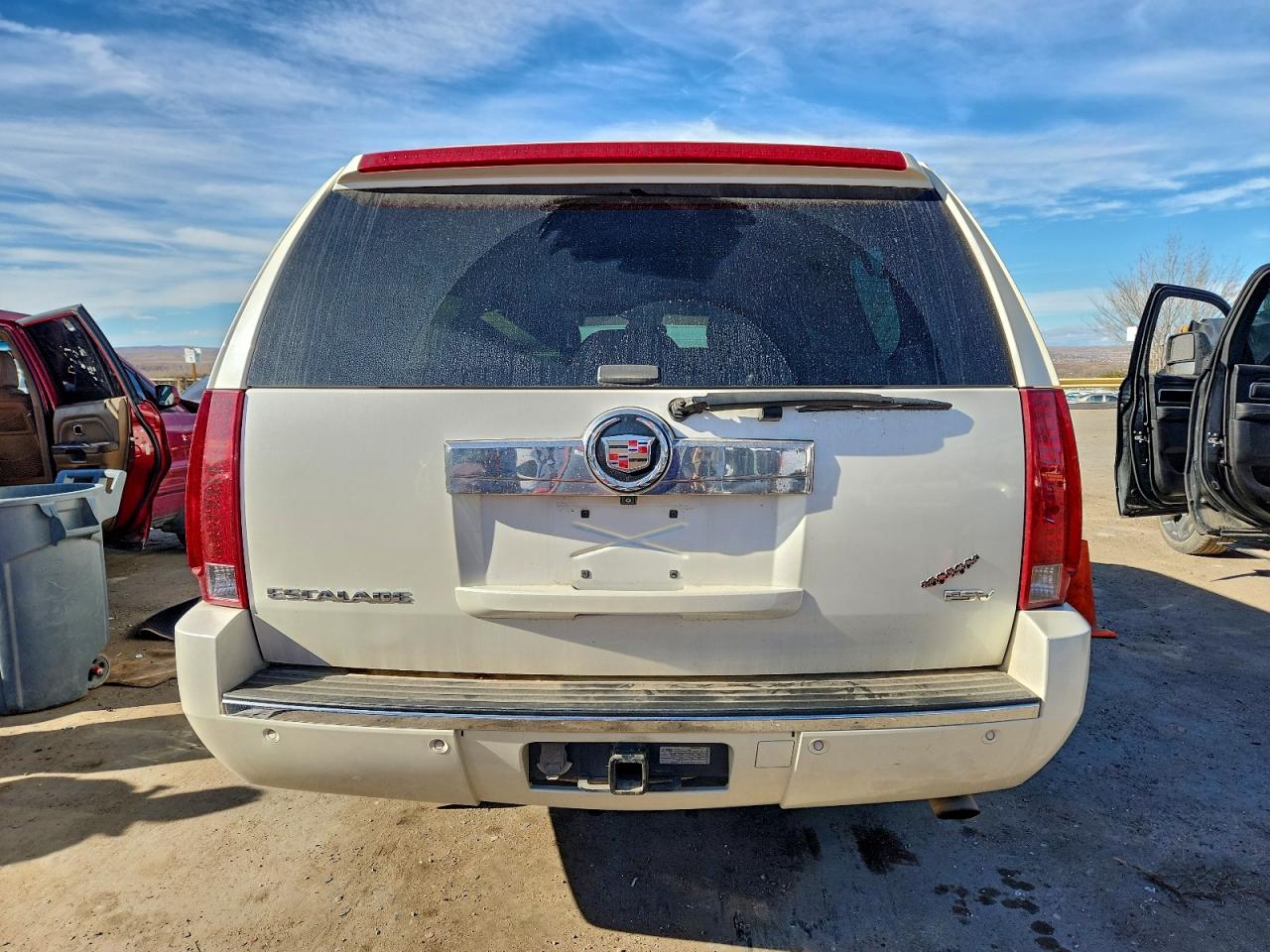 Cadillac Escalade Esv Image 4