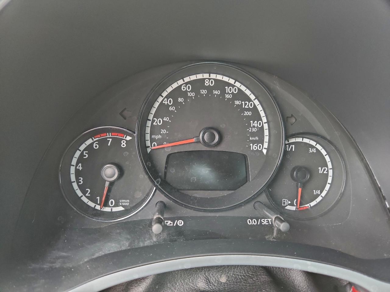 Volkswagen Beetle Image 11