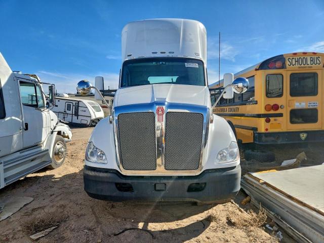 Kenworth T680 T680 Image 7