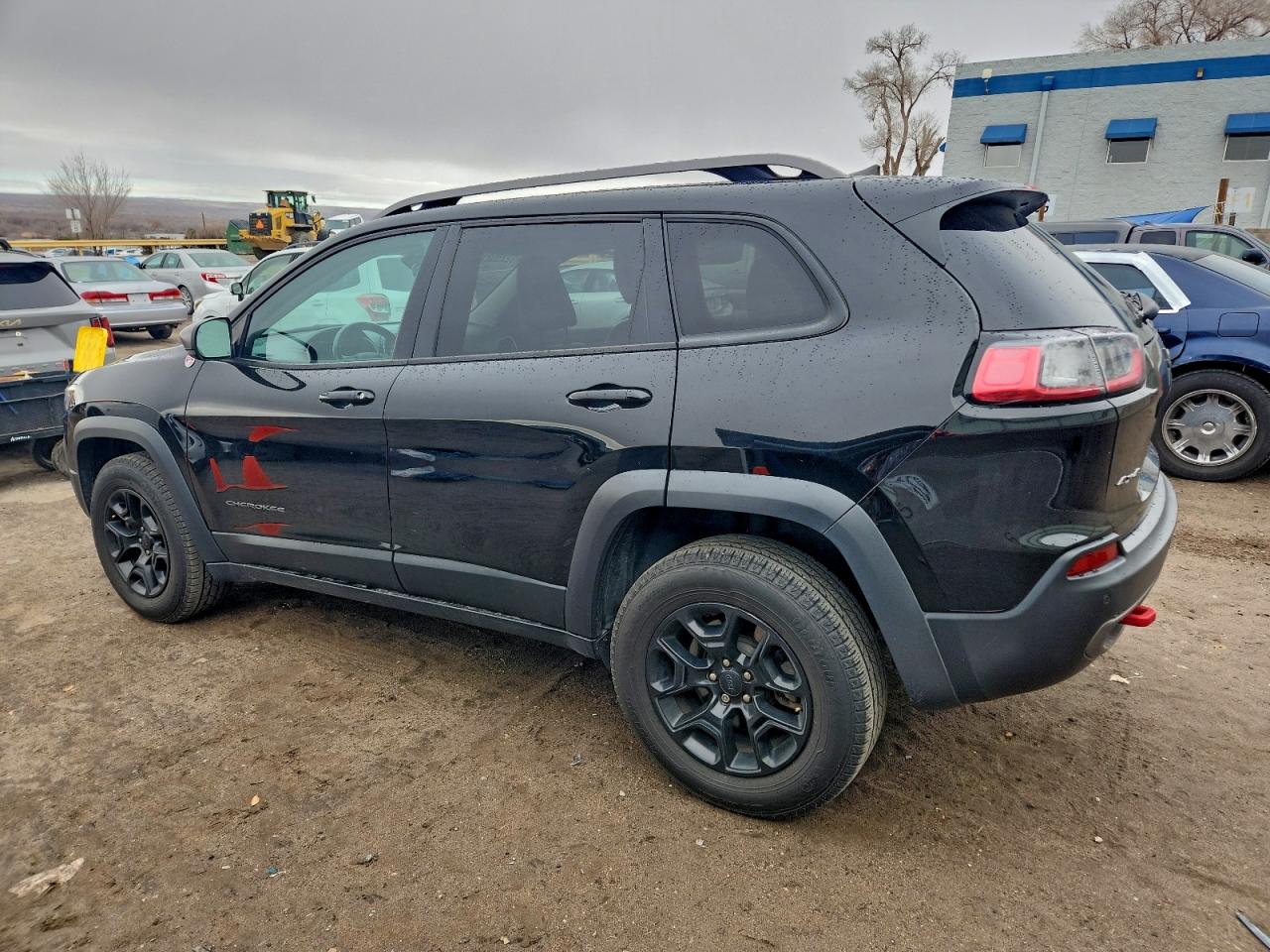 Jeep Cherokee Trailhawk Image 8