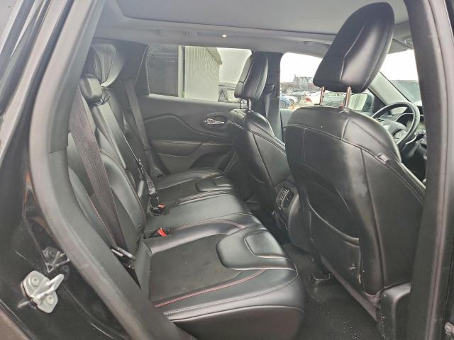 Jeep Cherokee Trailhawk Image 9