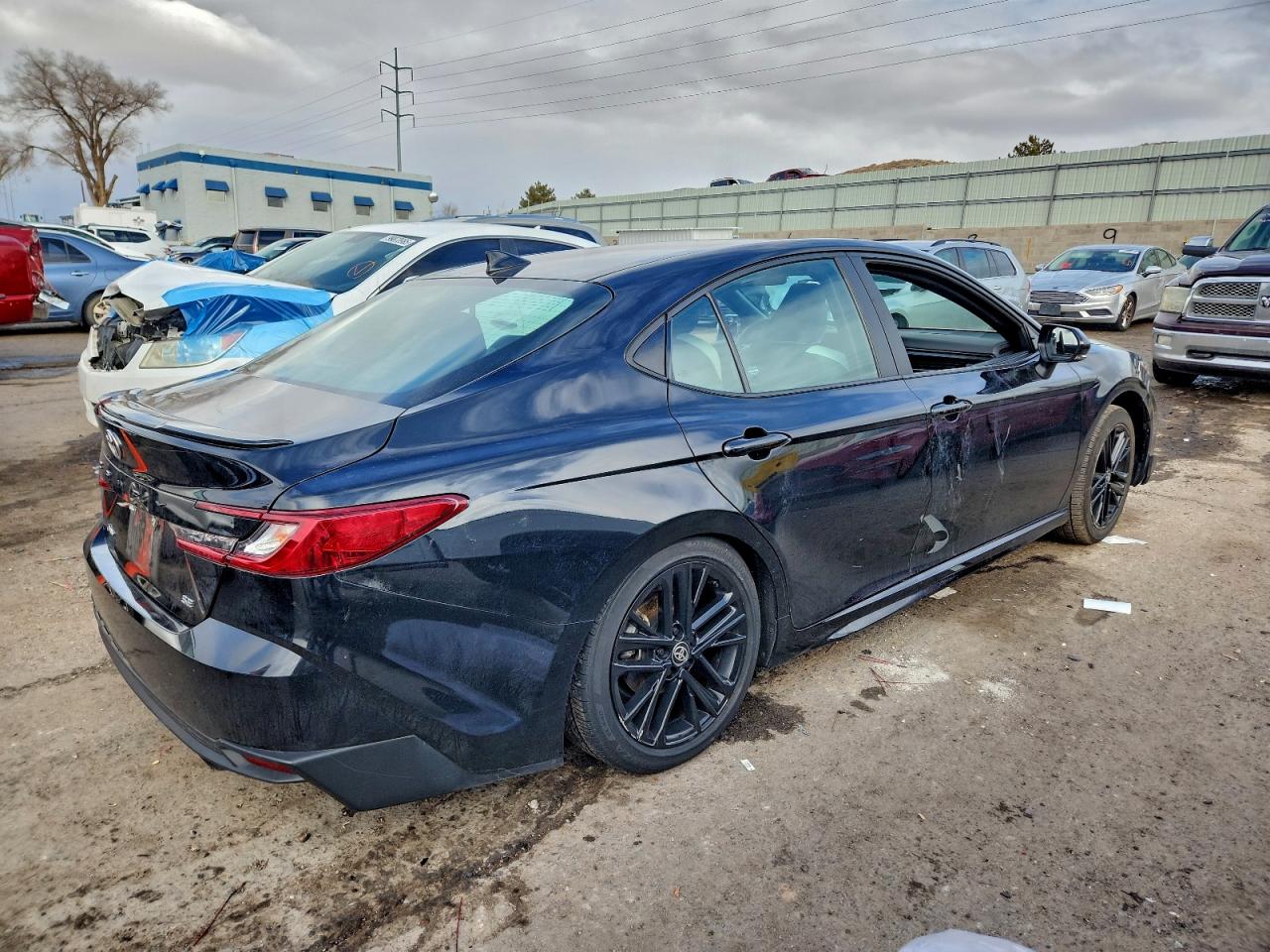 Toyota Camry Xse Image 12