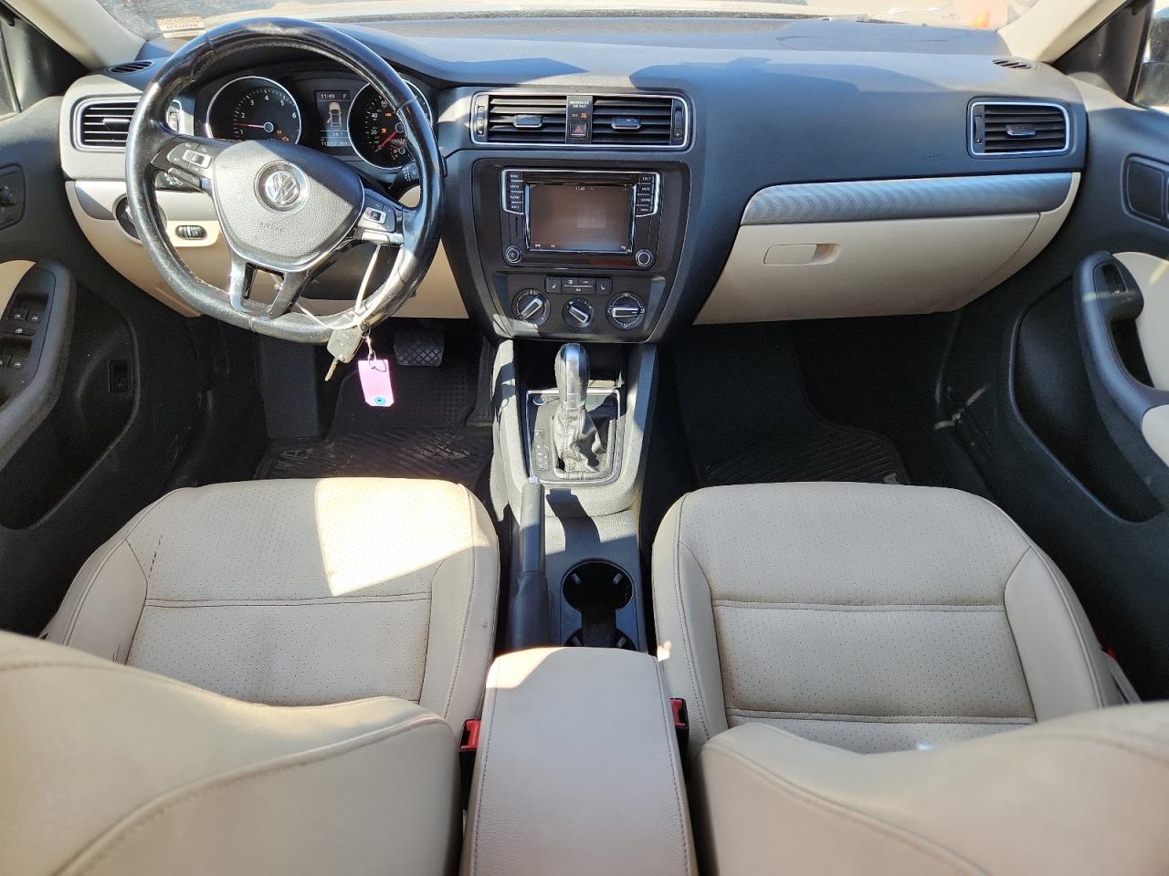 Volkswagen Jetta Se Image 4