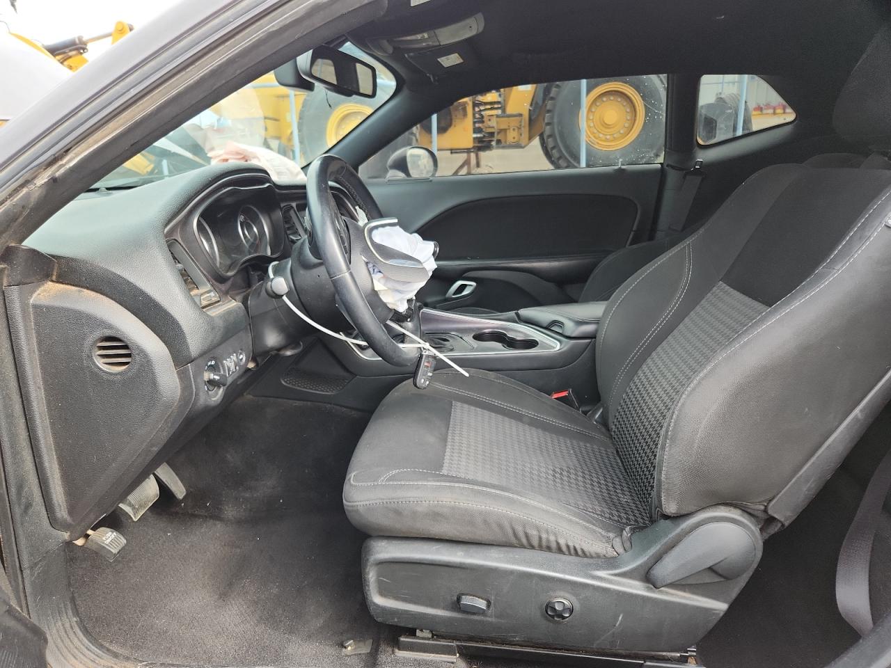 Dodge Challenger Sxt Image 6