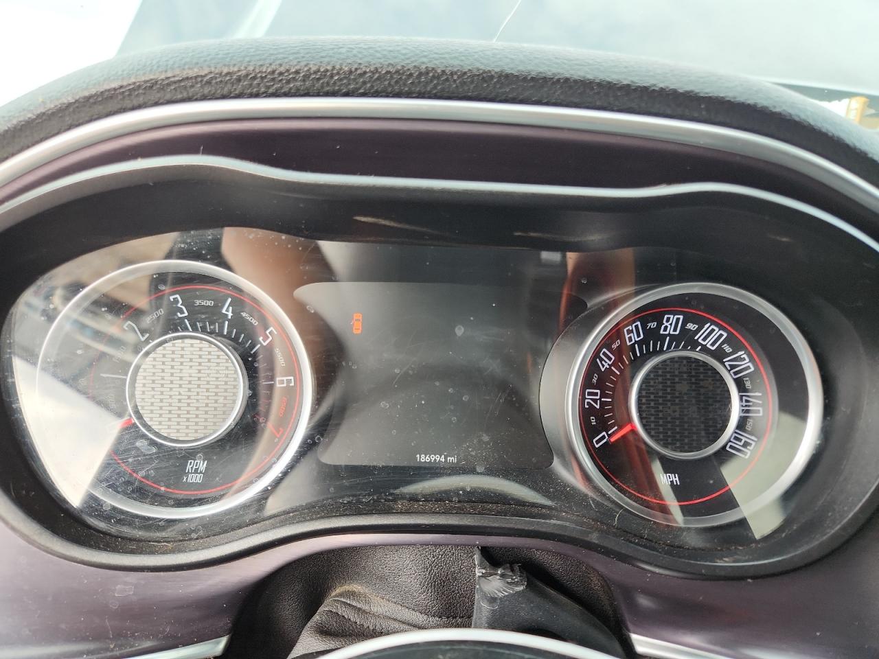 Dodge Challenger Sxt Image 12