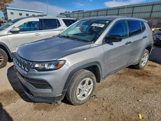  Salvage Jeep Compass