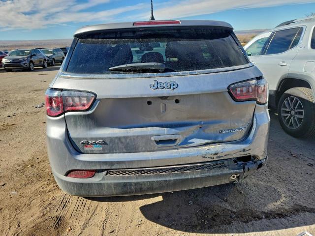 Jeep Compass Sport Image 9