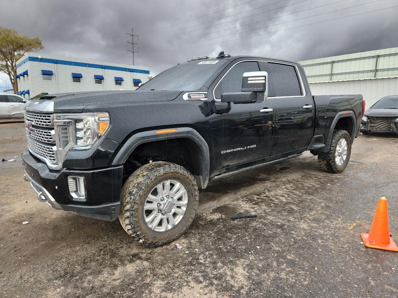 GMC Sierra K2500 Denali Image 1