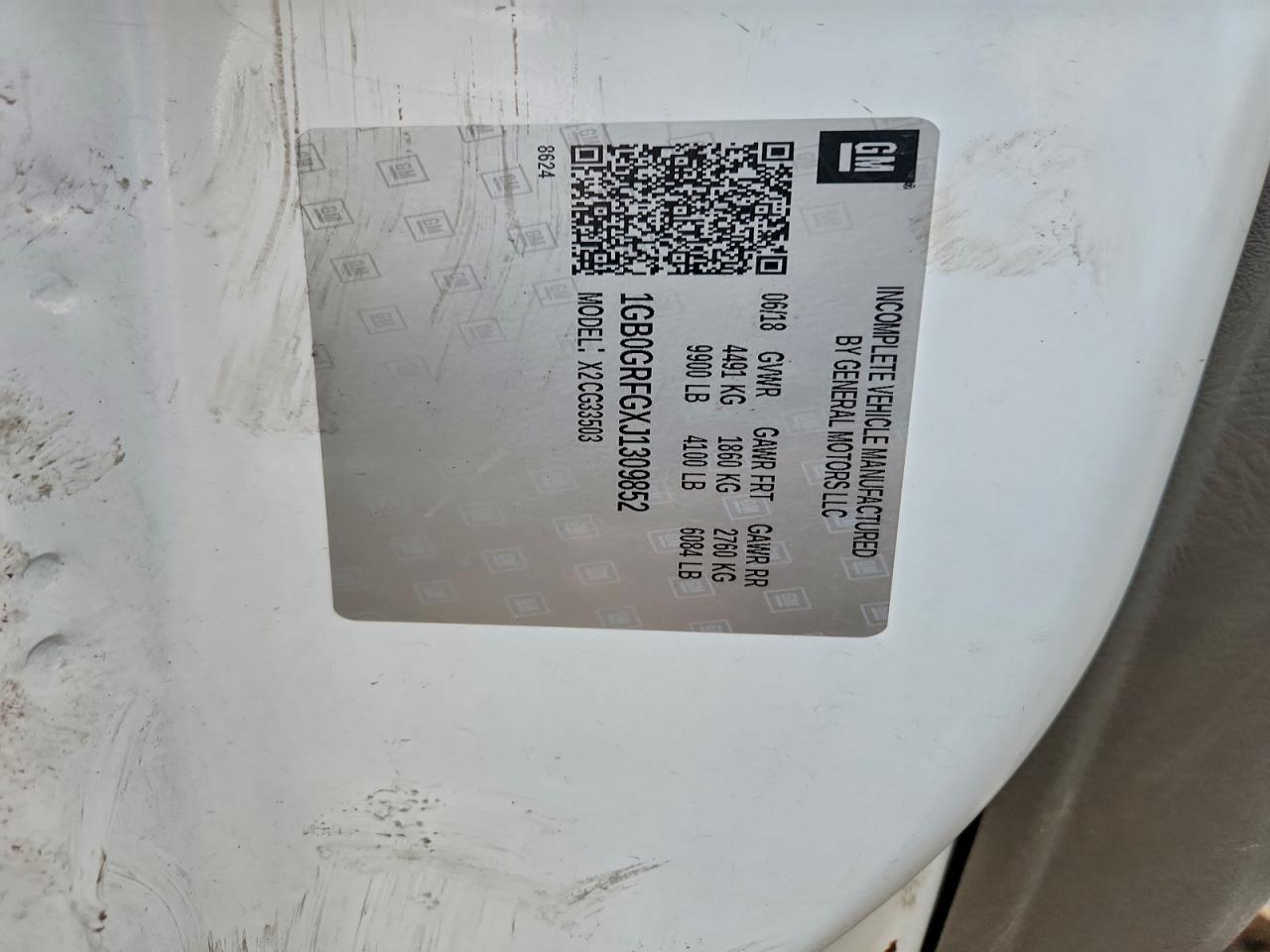 Chevrolet Express Image 13